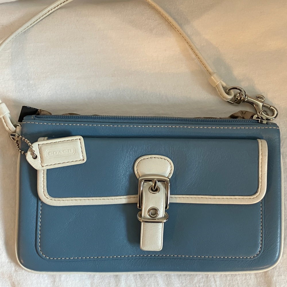 Coach Hampton Blue and Cream Leather Wristlet